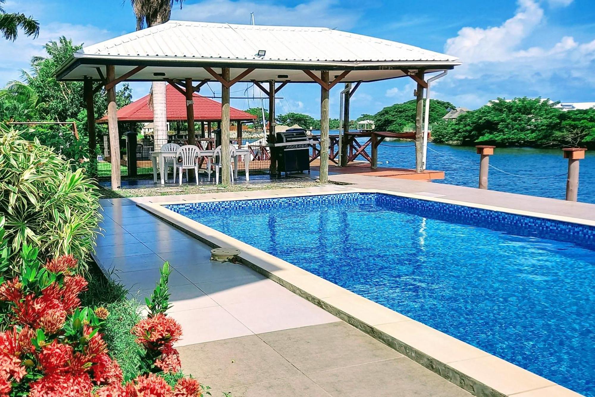 Waterfront Sunset Apartment Nadi Bagian luar foto